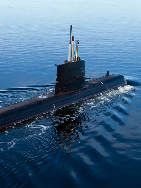 Submarine-Slider-Mobile